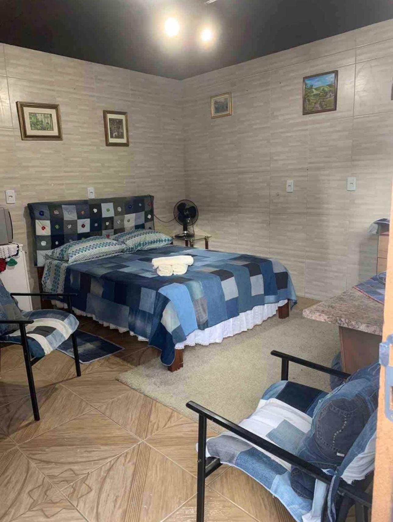 Hospedagem Da Dona Carla カネラ エクステリア 写真